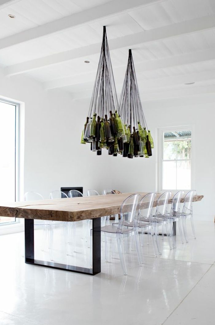 chaise table