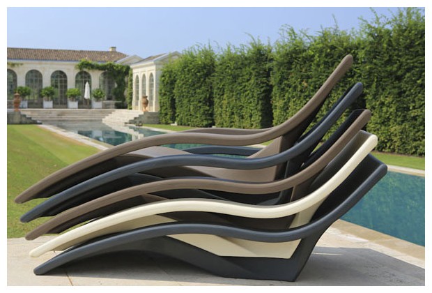 chaises longues de piscine