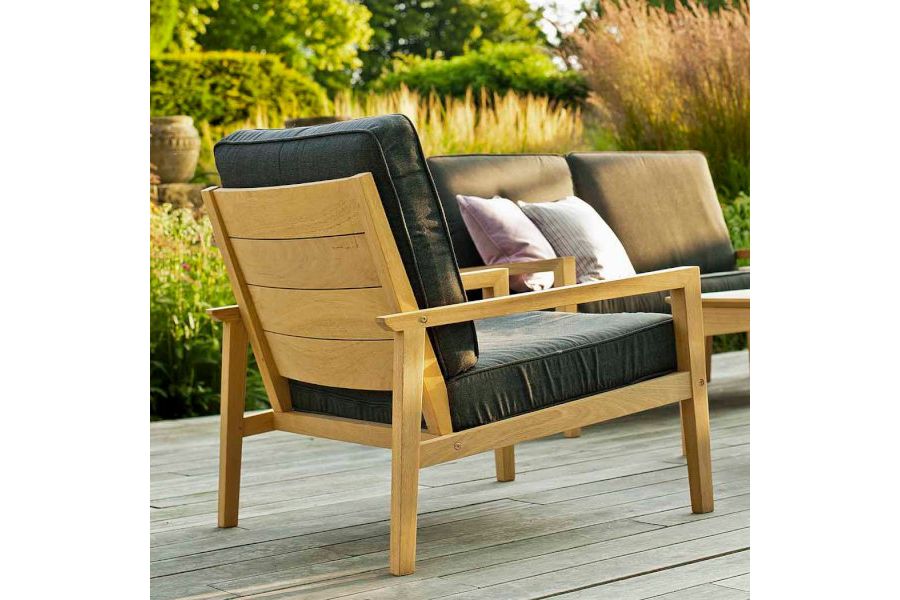 coussins pour salon de jardin en teck