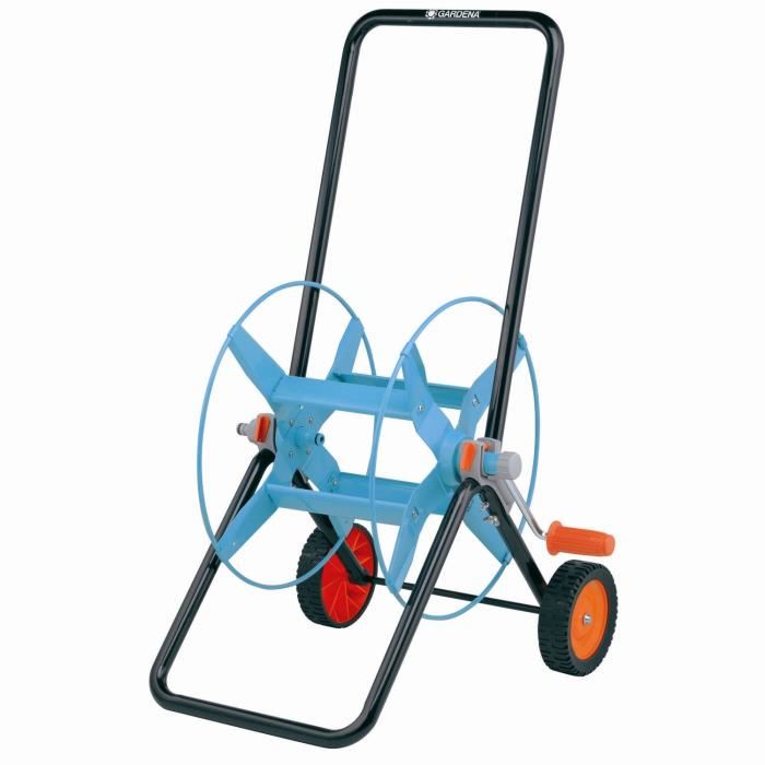 devidoir et tuyau d'arrosage