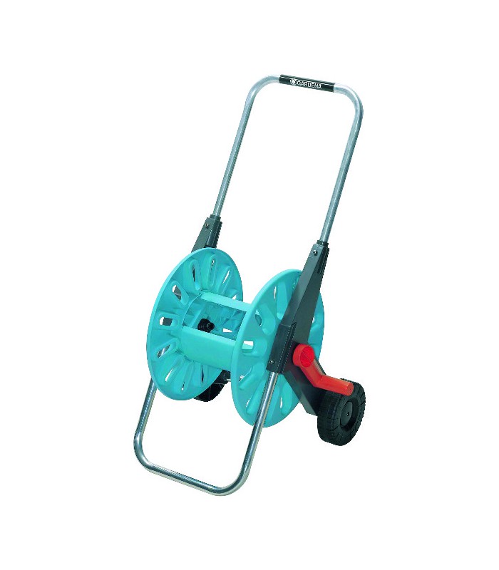 devidoir et tuyau d'arrosage