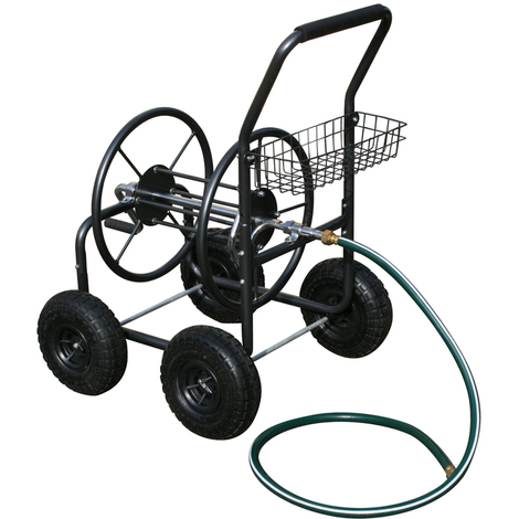 devidoir et tuyau d'arrosage