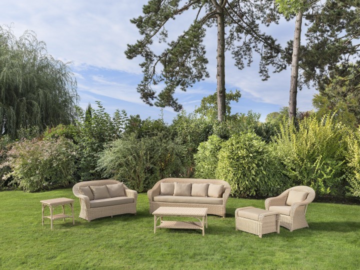 entretien salon jardin resine tressee