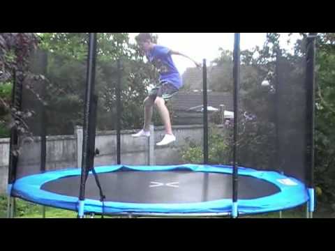 figures sur trampoline