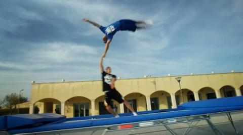 figures sur trampoline