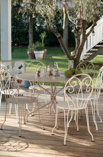 mobilier de jardin en fer forge