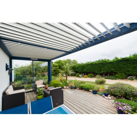 pergola murale avec toit coulissant