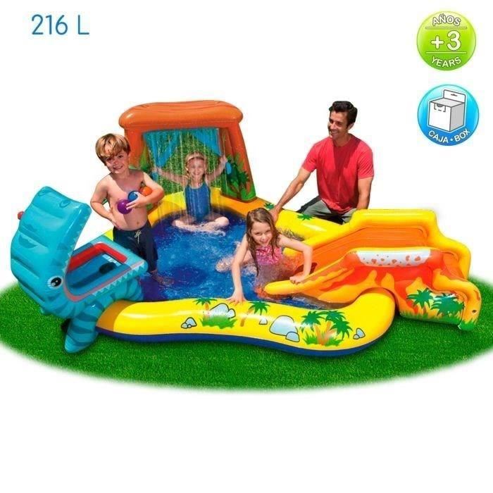 piscine aire de jeux enfant