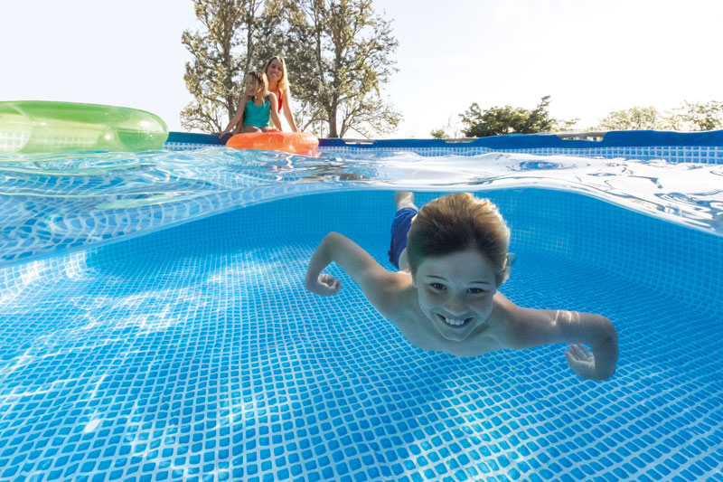 piscine at garden