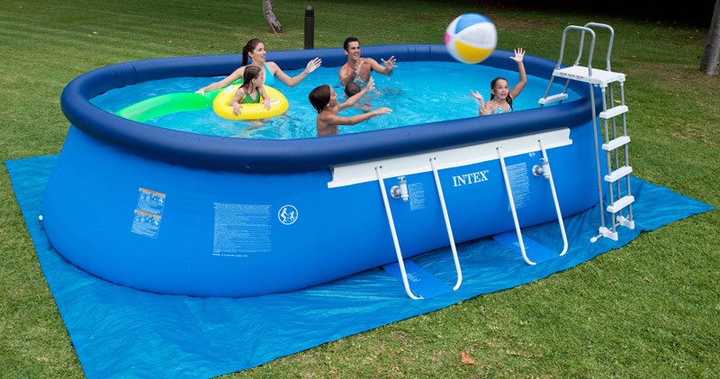 piscine gonflable ovale