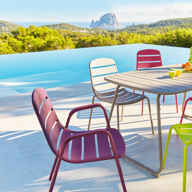 salon de jardin metal colore