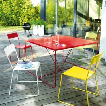 salon de jardin metal colore