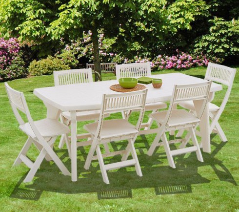 salon de jardin pas cher en plastique