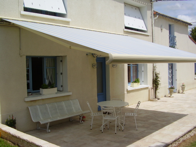 stores bannes electriques