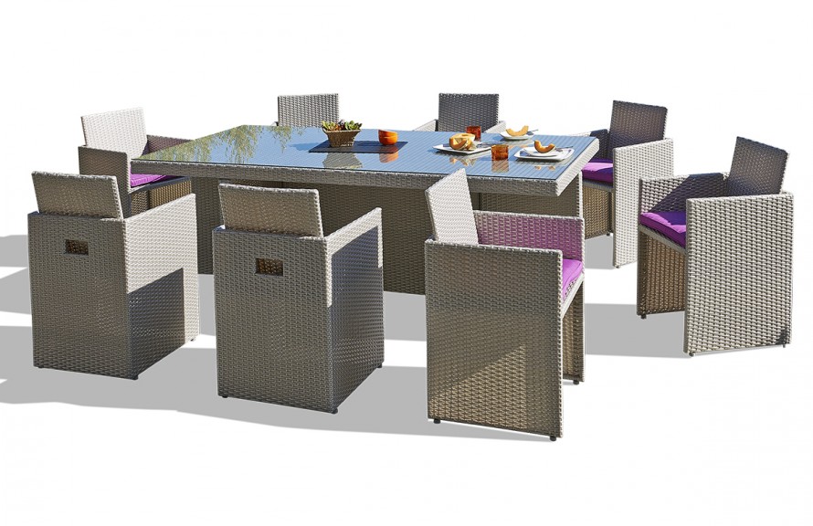 table de jardin avec fauteuil encastrable - Agencement de jardin aux