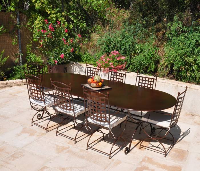 Grande Table En Fer Forgé Avec 10 Chaises - Jardin Ou Intérieur - 240x120cm