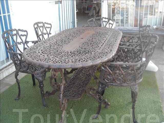table de jardin en fonte d'aluminium