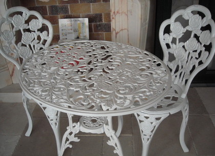 table de jardin en fonte d'aluminium