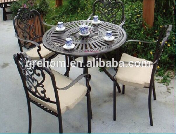 table de jardin en fonte d'aluminium