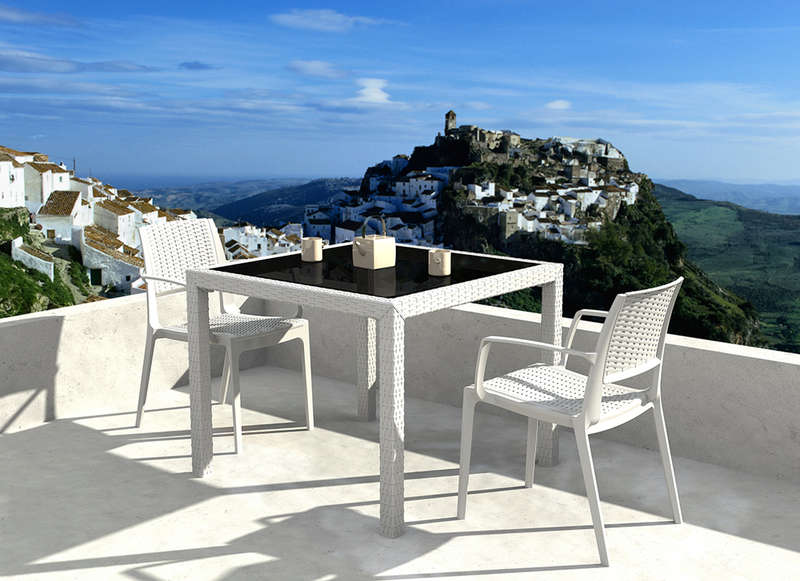 table de jardin pour 2 personnes