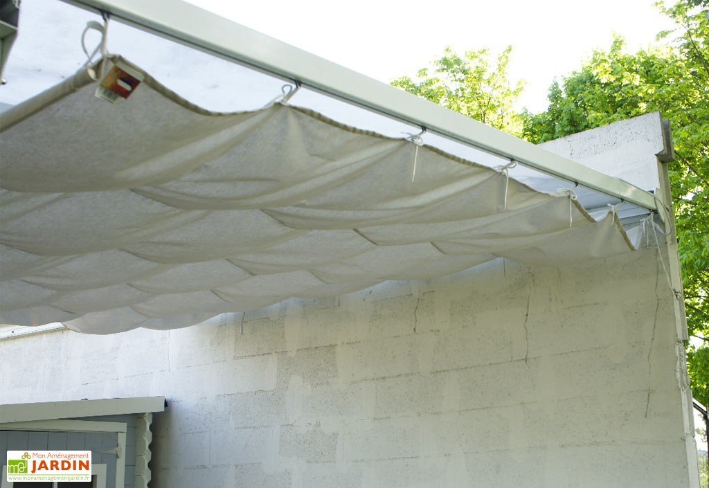 toile polyester pour pergola