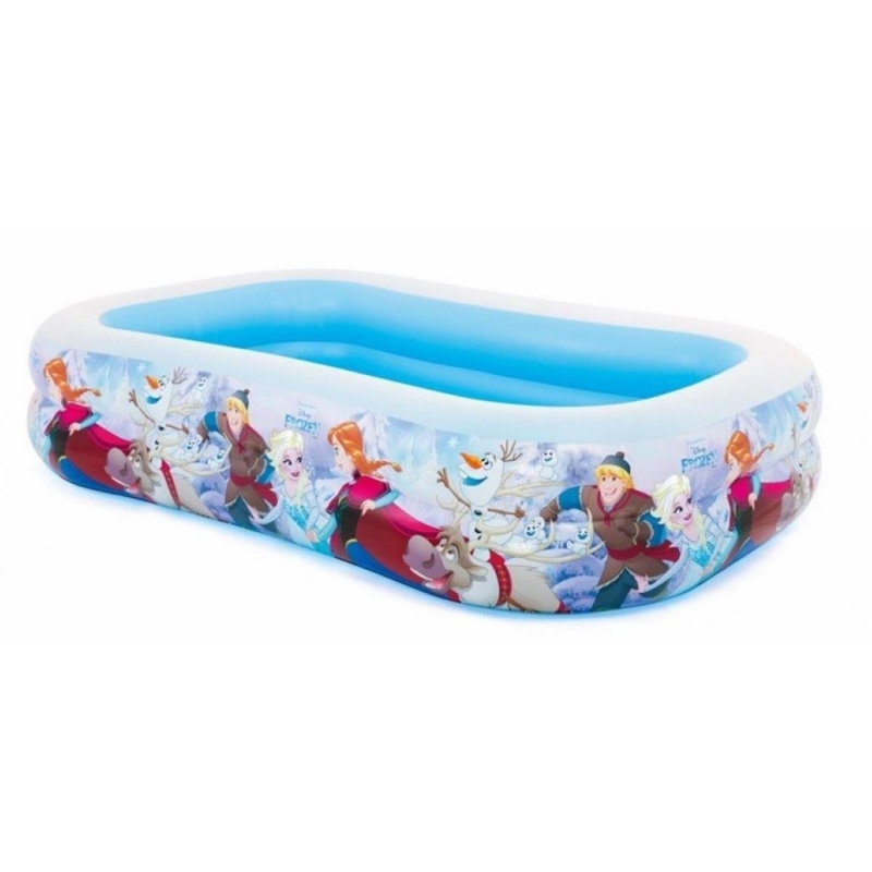 tres grande piscine gonflable