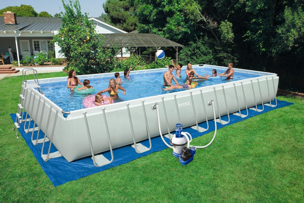 tres grande piscine gonflable