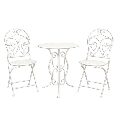 une table deux chaises